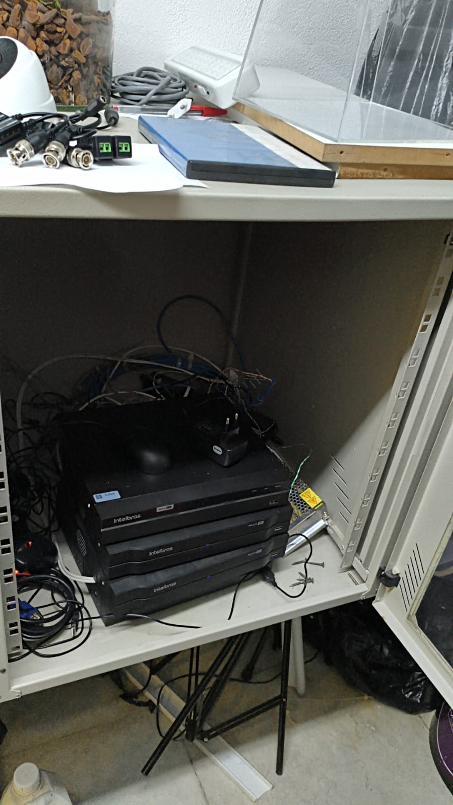 Rack Desorganizado